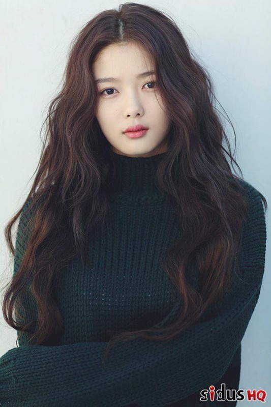 Me man truoc ve dep dam tham cua Kim Yoo Jung-Hinh-6